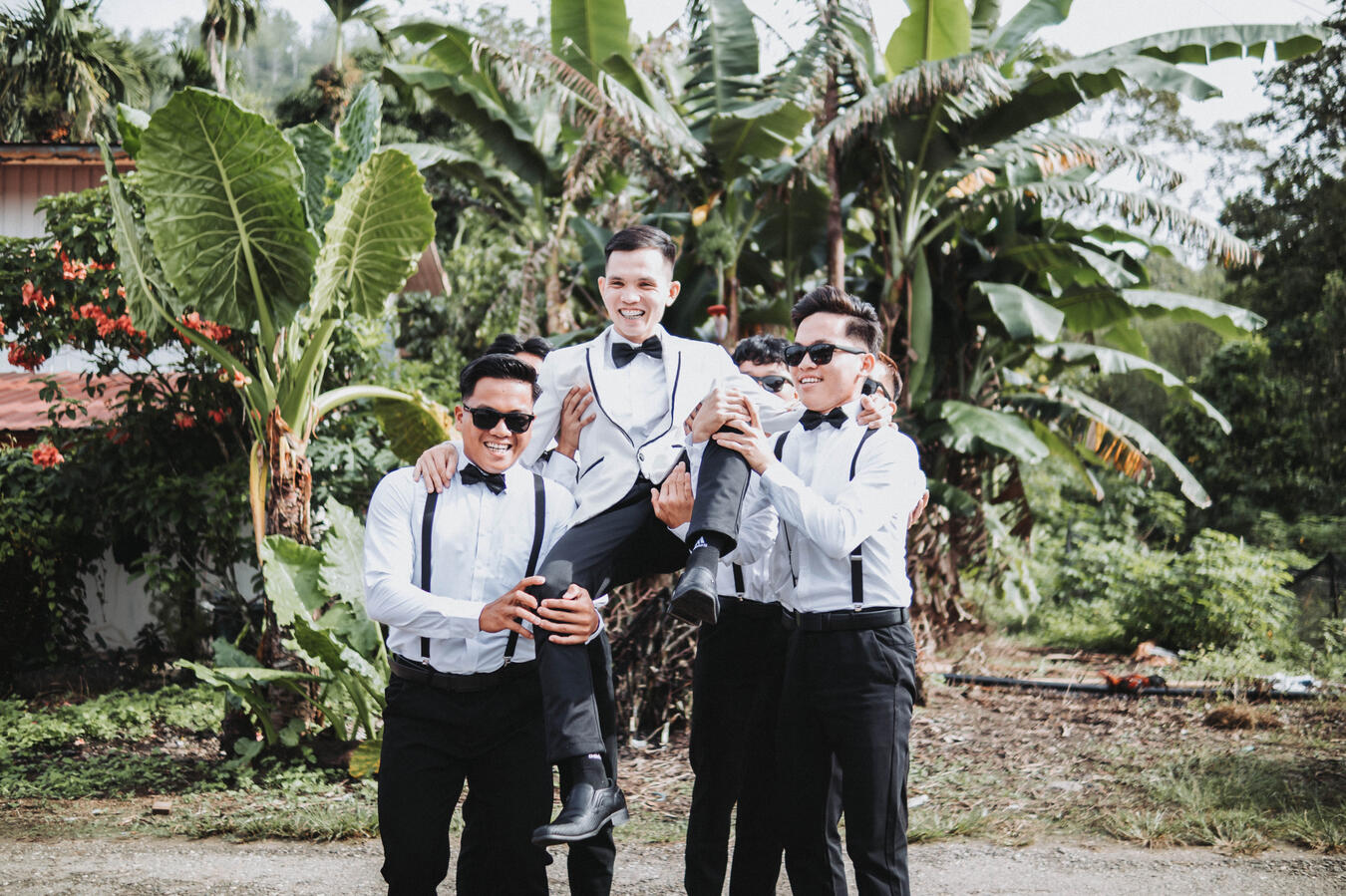 Lukas w groomsmen photoshoot